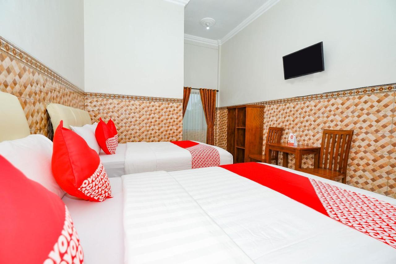 Oyo 3125 Hotel Taman Sari Semarang Buitenkant foto