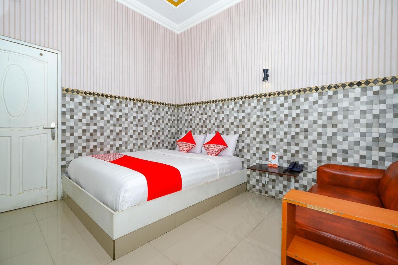Oyo 3125 Hotel Taman Sari Semarang Buitenkant foto