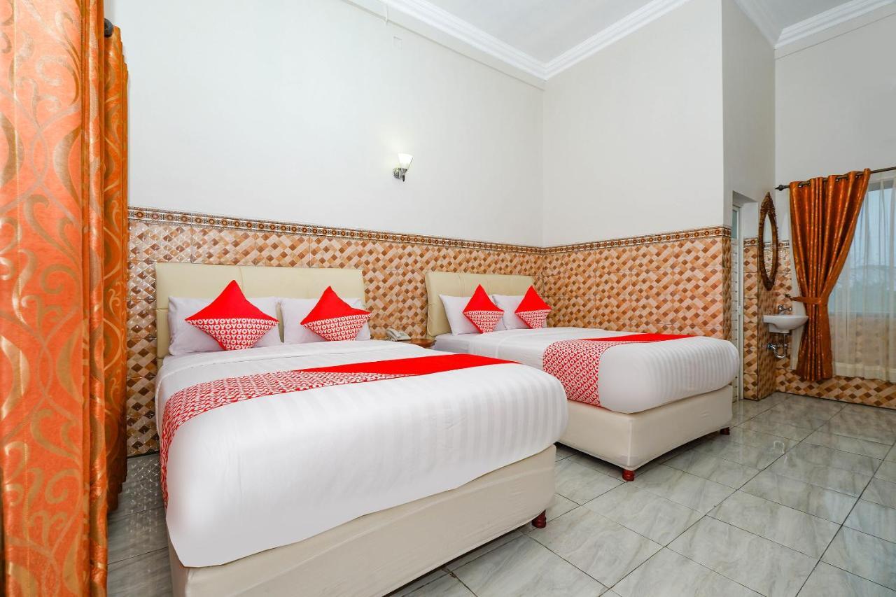 Oyo 3125 Hotel Taman Sari Semarang Buitenkant foto