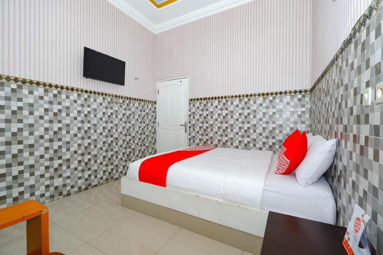 Oyo 3125 Hotel Taman Sari Semarang Buitenkant foto