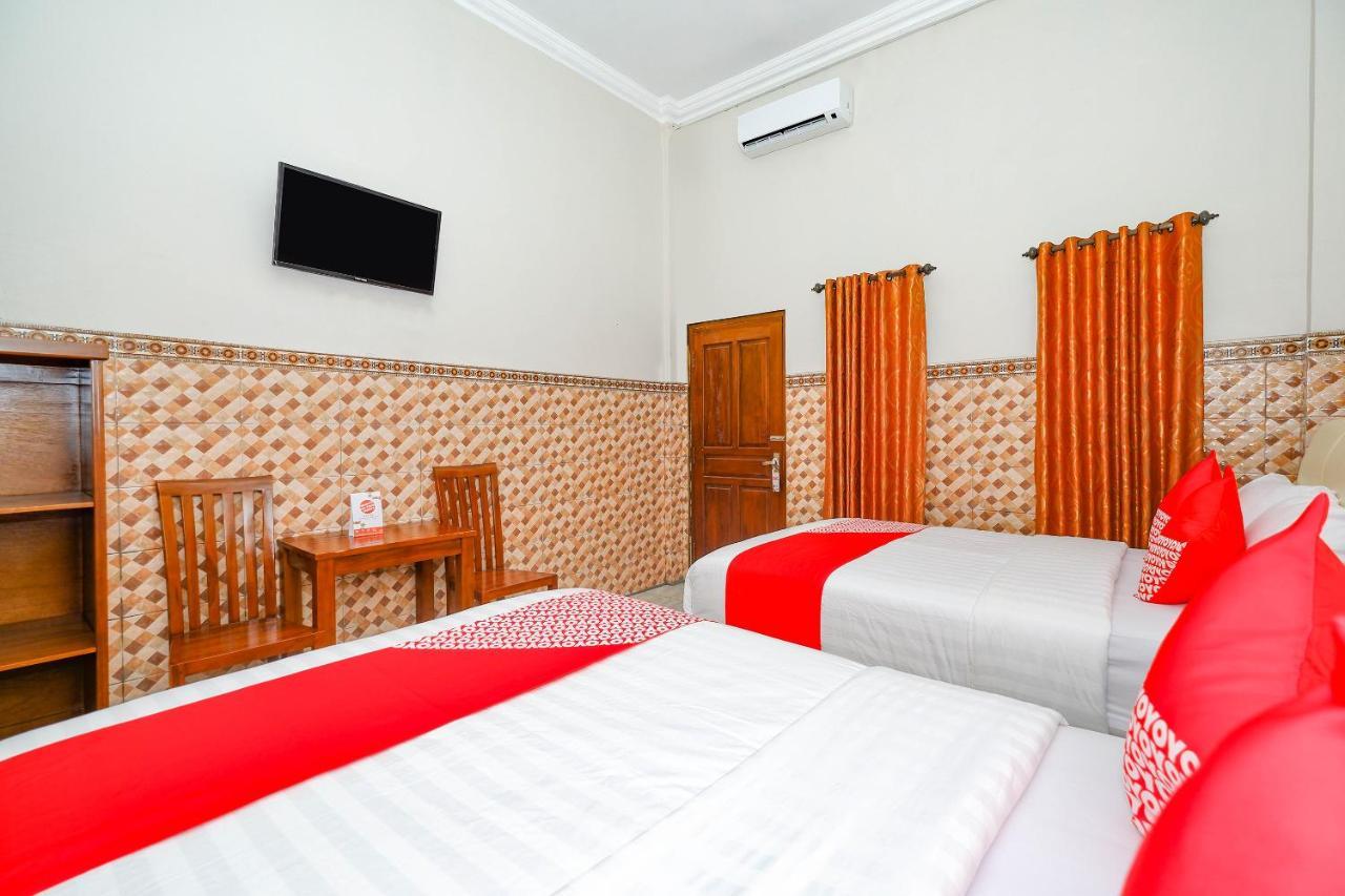 Oyo 3125 Hotel Taman Sari Semarang Buitenkant foto