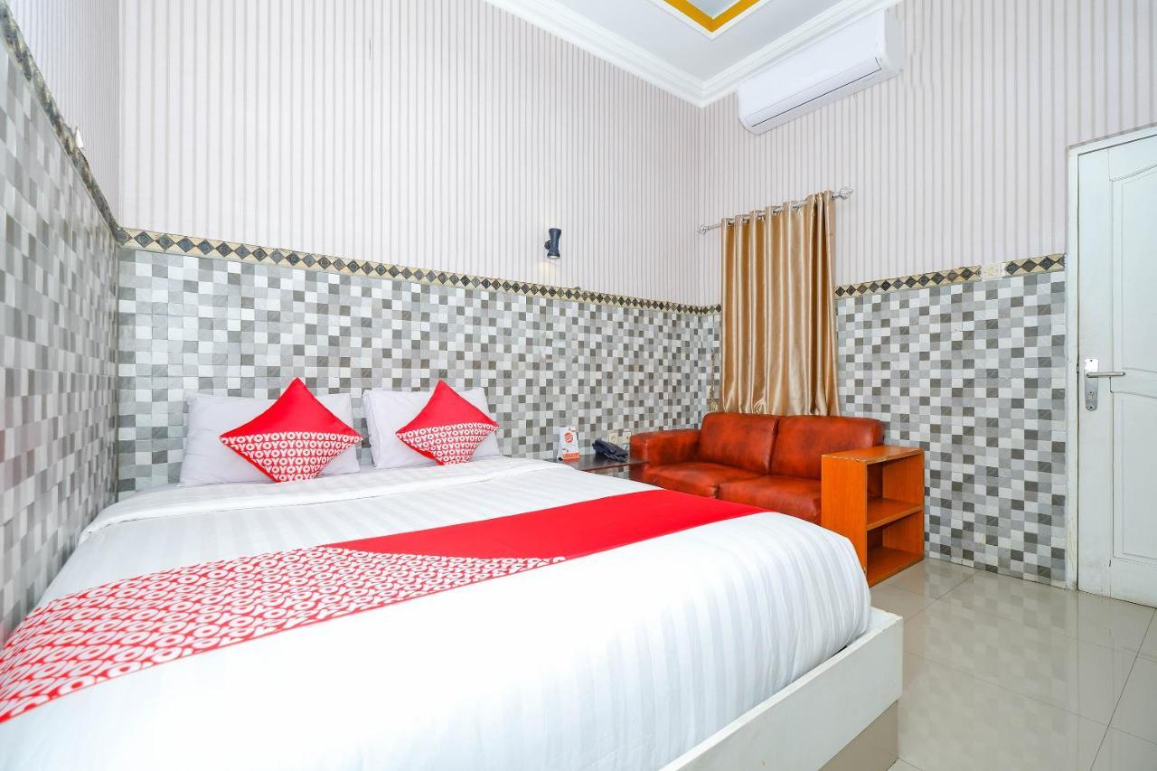 Oyo 3125 Hotel Taman Sari Semarang Buitenkant foto